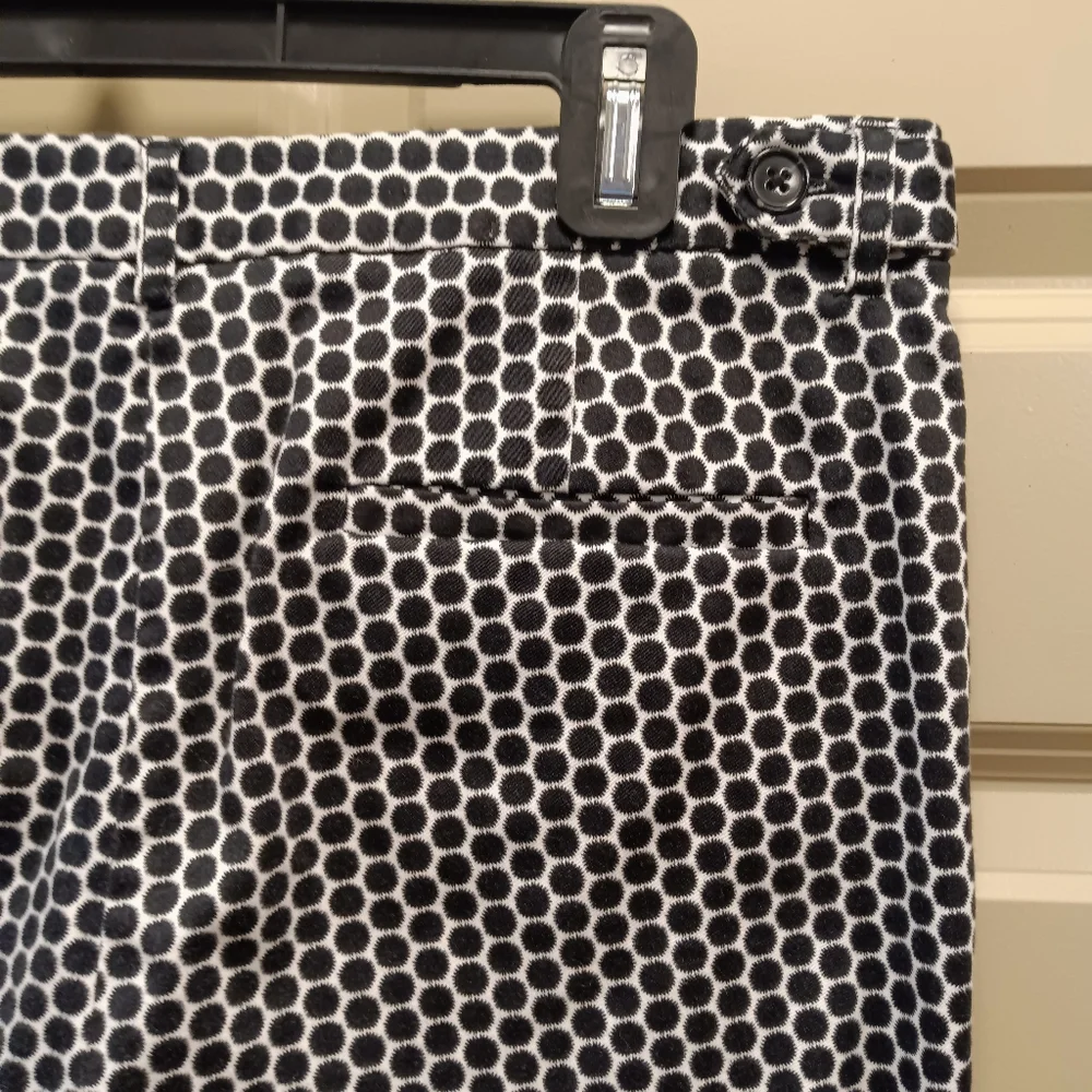 Laundry by Shelli Segal Los Angeles Tailored Bermuda Shorts - size 8
